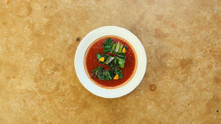 Tomatsuppe med kalvefond og grillet kål