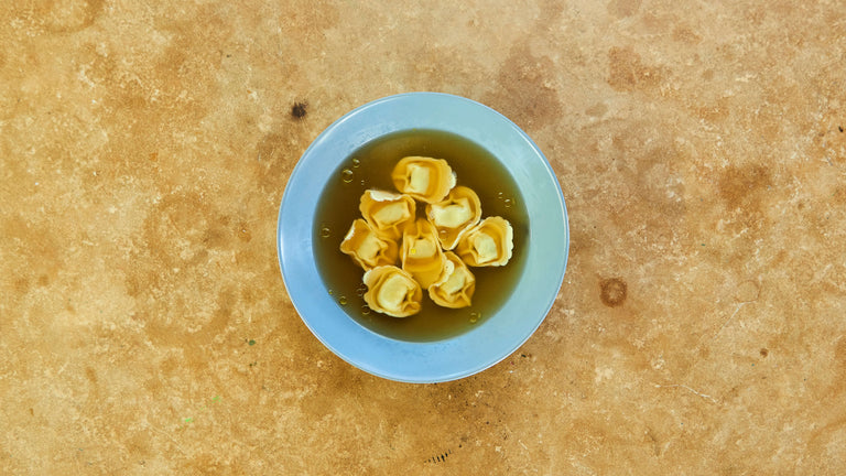 Tortellini il brodo